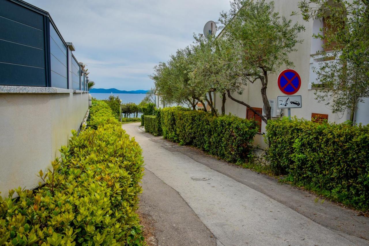 Locus Apartments Petrcane Exteriör bild